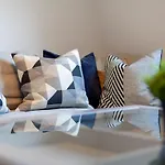 Perfect Location & Spacious Kensington Flat