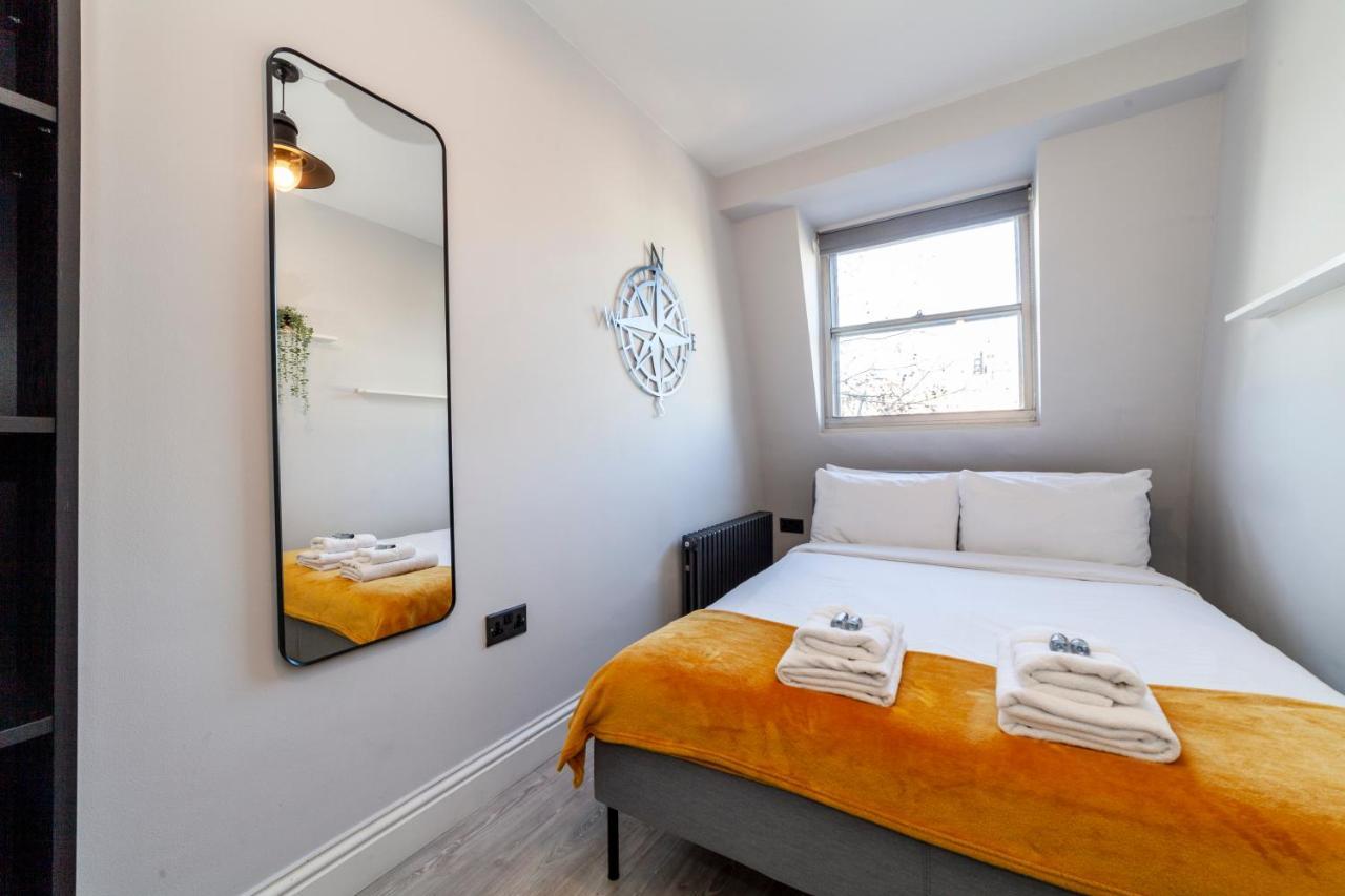 Perfect Location & Spacious Kensington Flat *